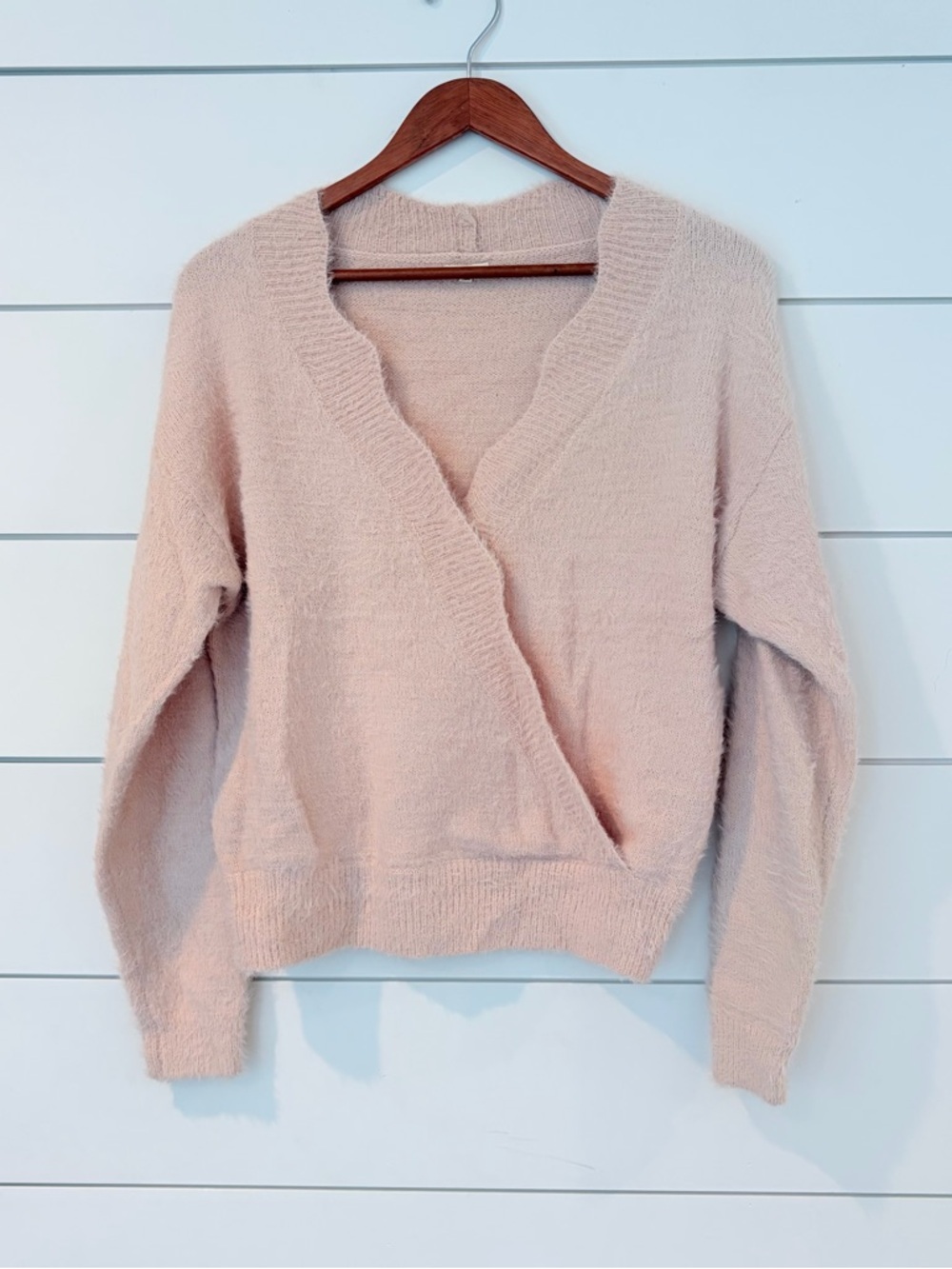En Crème Anthropologie Fuzzy Knit Sweater Balletcore Soft Girl M/L Coquette